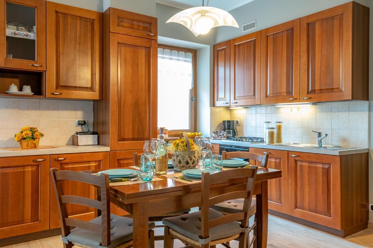Apartament Casa Bellavista Wi-Fi Parking Free San Siro  Zewnętrze zdjęcie
